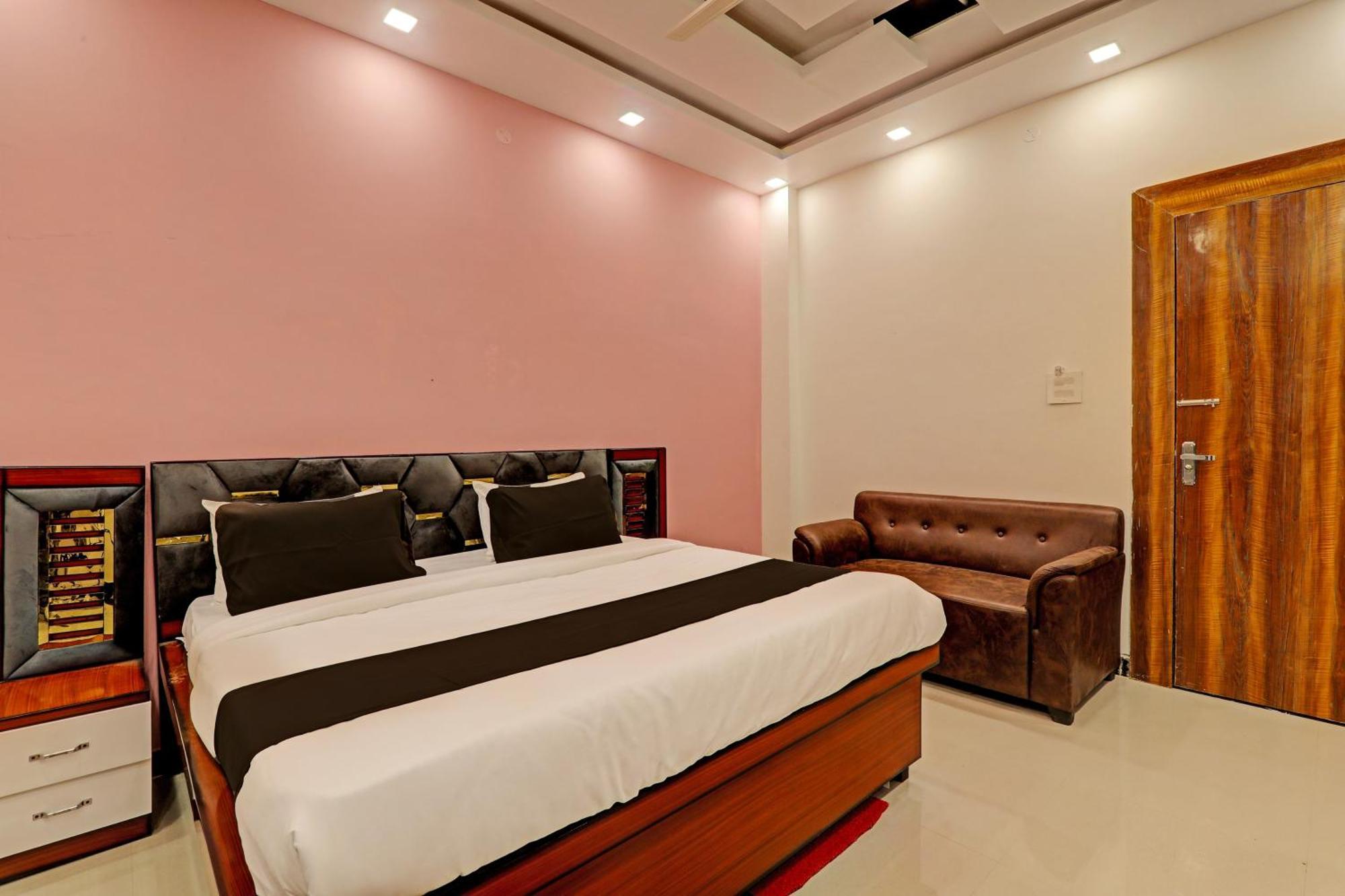 Hotel O Awadh International Bela Pratapgarh المظهر الخارجي الصورة